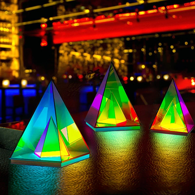 Куб Настолна Лампа RGB Акрилни Триъгълник Led нощна светлина Креативна Декоративна Настолна Лампа за Офиса, Дома Спални Празничен Подарък